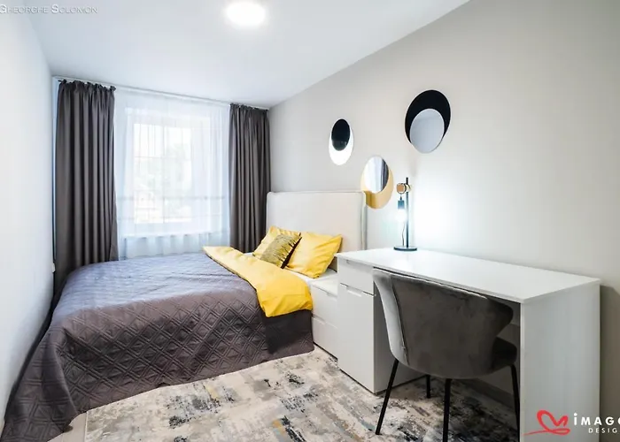 Long Street Apartment *