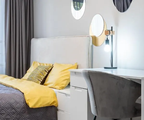 Apartment Long Street Brasov